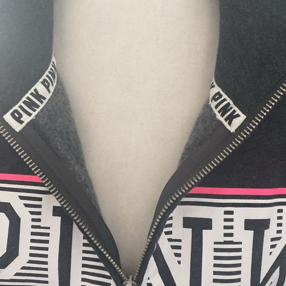 Pink by VS large sweatshirt kangaroo pocket - Picture 6 of 10